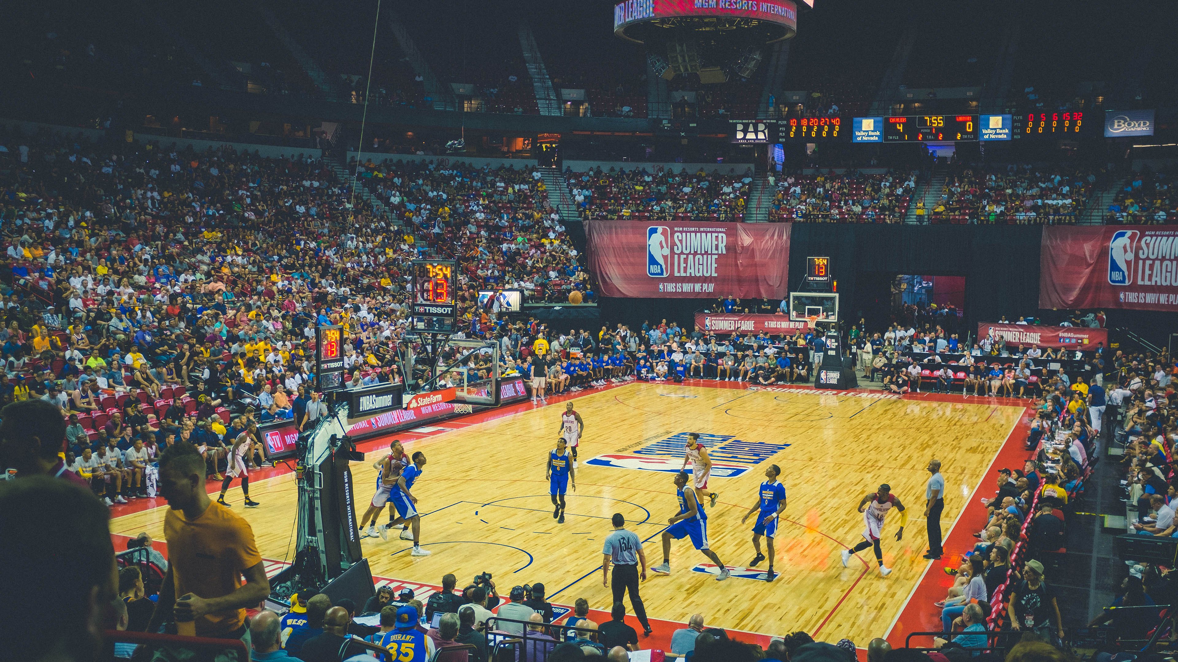 体坛奇幻夜，法甲加时鏖战、那不勒斯备战NBA、勒沃库森遭欧篮联压哨绝杀